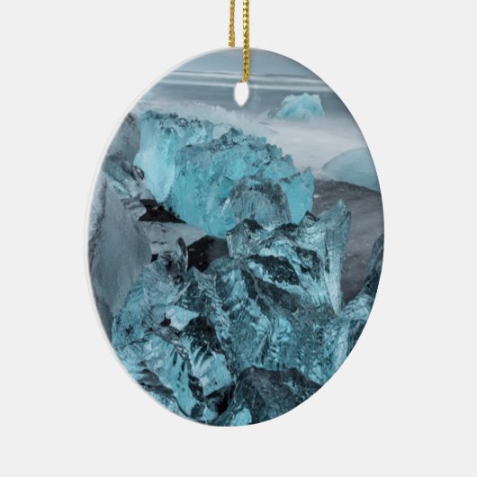 Blauw ijs op strandkaap, IJsland Keramisch Ornament (Rechts)