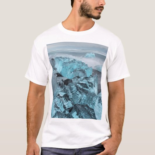 Blauw ijs op strandkaap, IJsland T-shirt (Voorkant)