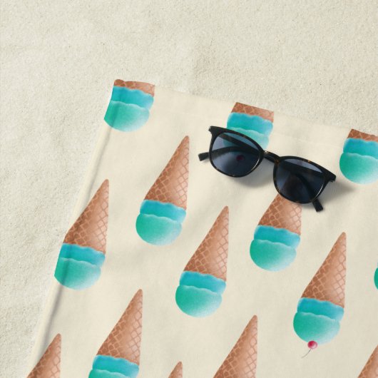 Blauw IJskonenpatroon, lichtgeel Strandlaken (In situ)