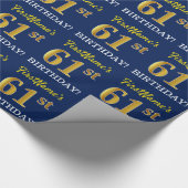 Blauw, imitatie Gold look "61st BIRTHDAY" Cadeaupapier (Hoek)