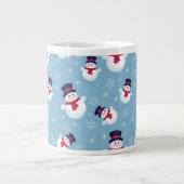 Blauw kerstpatroon met sneeuwpoppen en sneeuwvlokk grote koffiekop (Voorkant)