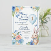 Blauw Konijntje Pasen Verjaardag Kleurrijke Bloeme Kaart (Staand voorkant)