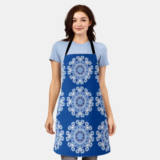 Blauw Lacy All-Over Print Schort (Gedragen)