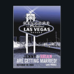 Blauw Las Vegas Bruiloft Save The Date Aankondigingskaart<br><div class="desc">Bewerkte foto van het welkomstbord in Las Vegas. Alle standaardtekst kan volledig worden aangepast met uw eigen formuleringen en u kunt ook de lettertypen, formaten, tekstplaatsing en kleuren van de tekst wijzigen. Als u alleen de tekst wilt wijzigen, gebruikt u de optie Personaliseren. Voor uitgebreidere wijzigingen gebruikt u de optie...</div>