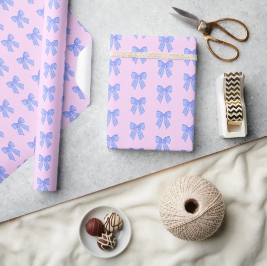Blauw lintpatroon cadeaupapier (Crafts)