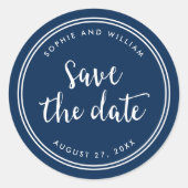 Blauw Manuscript en Witte Stripes sparen de Datum Ronde Sticker (Voorkant)