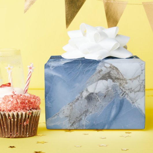 Blauw marmer abstract kustpatroon cadeaupapier (Verjaardagsfeest)