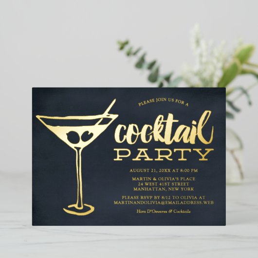 Blauw Martini Glas Cocktailparty met Swings  Folie Uitnodiging (Staand Voorkant)