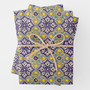 Blauw mediterraan patroongele bloesems inpakpapier vel