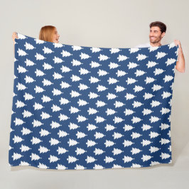 BLAUW MET RIJEN WITTE KERSTBOMEN FLEECE DEKEN