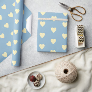 Blauw met roomgeel hart cadeaupapier