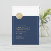 Blauw minimalistisch modern trouwuitnodiging kaart (Staand voorkant)