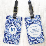 Blauw monogram Waterverf vlinder Bagagelabel<br><div class="desc">Indigoblauw en witte waterverf vlinder schilderen om je reistassen uit de menigte te laten zien. Originele kunst van Nic Squirrell. Verander het monogram initiaal en contactinformatie op de rug om zich te personaliseren.</div>