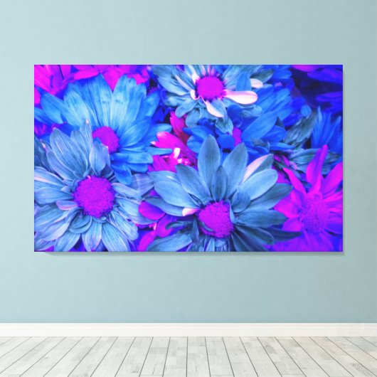 Blauw N Paarse Daisies Bouquet Wrapped Canvas Prin (Insitu (Houten vloer))