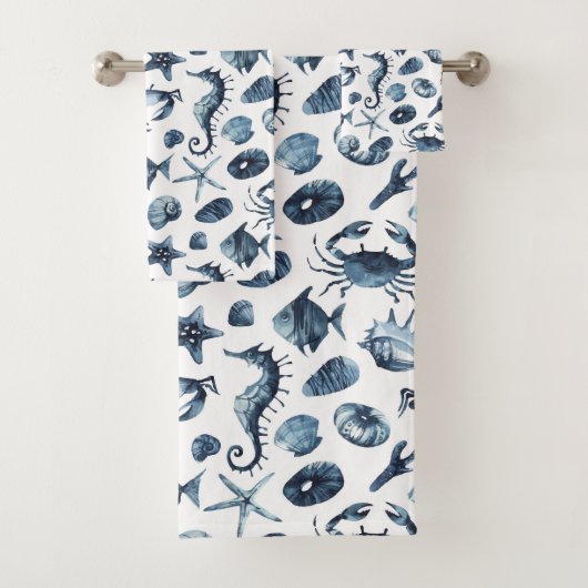 Blauw Nautisch Zee Shell Pattern Bad Handdoek (Insitu)