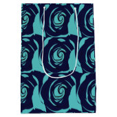 Blauw Navy Blauwe Roos Bloem  Medium Cadeauzakje (Achterkant)