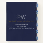 blauw notitieboek met reisagent met vliegtuig (Achterkant)