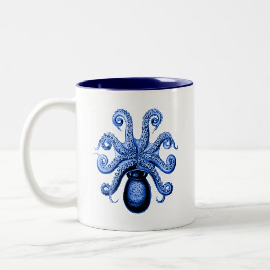  blauw octopus 1 onderzijde tweekleurige koffiemok (Links)