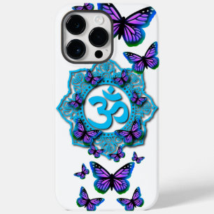 Blauw ohm mandala-ontwerp met paarse vlinders Case-Mate iPhone 14 pro max hoesje