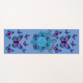 Blauw ohm mandala-ontwerp met paarse vlinders u yogamat (Voorkant (horizontaal))