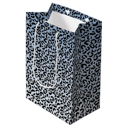 Blauw Ombre Zwart Leopard Print Medium Cadeauzakje (Voorkant Gekanteld)