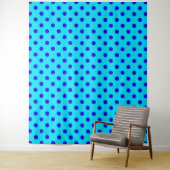 Blauw op cyan stippen patroonontwerp wandkleed (In situ)