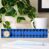 Blauw op zwarte binaire code naambordje