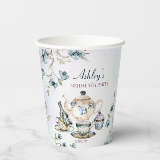 Blauw paarse bloementheekransje vrijgezellenfeest papieren bekers (Achterkant)