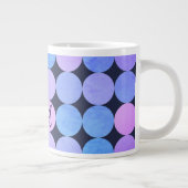 Blauw Paarse & Roze Cirkels Monogram Grote Koffiekop (Rechts)