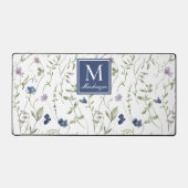 Blauw Paarse Wilde Bloem Monogram Naam Bureaumat (Voorkant)