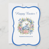 Blauw paashaas roze bloemenkrans 1e verjaardag kaart (Achterkant)