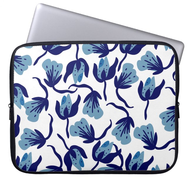 Blauw Pansy Floral: met de hand getekend naadloos. Laptop Sleeve (Voorkant)
