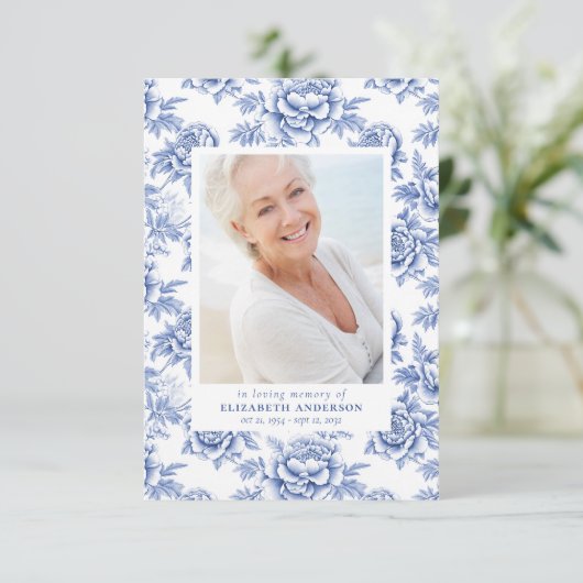 Blauw Porselein Toile Foto Begrafenis Sympathie Bedankkaart (Staand voorkant)