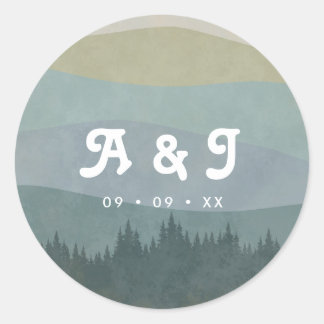Blauw Retro Bergen en Bos Bruiloft Monogram Ronde Sticker