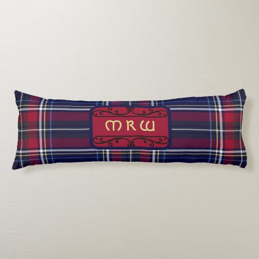 Blauw Rood Tartan Monogram in Keltische Leeuw lett Lichaamskussen (Voorkant)