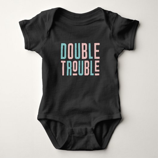 Blauw/Roze Dubbele Trouble T-Shirt (Voorkant)