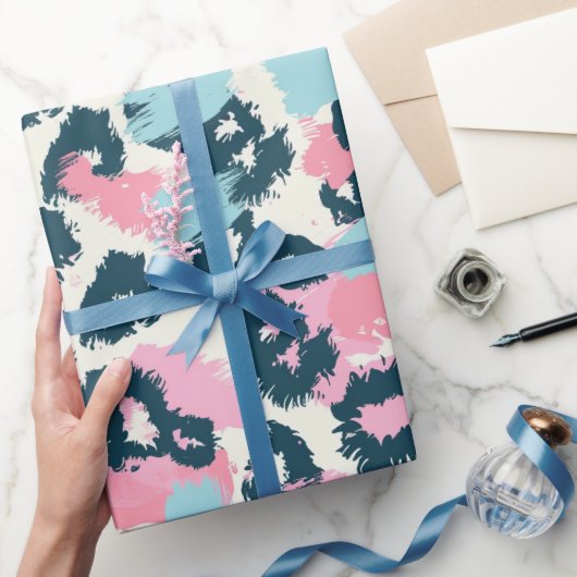 Blauw Roze Pastel Luipaard Vlekken Cadeaupapier (Geschenken)