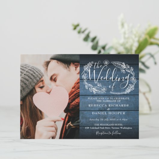 Blauw Rustiek Hout Blad Foto All In One Trouwen Kaart (Staand voorkant)