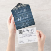 Blauw rustiek houten slingerlicht QR-code bruiloft All In One Uitnodiging (Afscheurbaar)