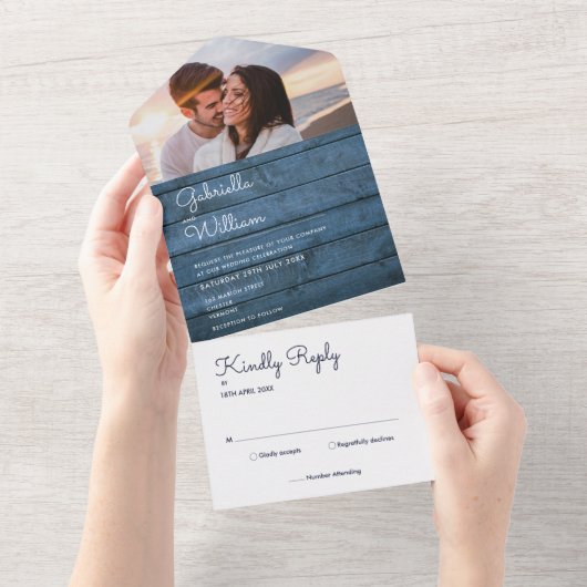 Blauw rustieke slingerlichten monogram foto bruilo all in one uitnodiging (Afscheurbaar)