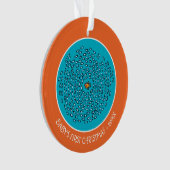 Blauw schoolpatroon met kleine Oranje vis Ornament (voorkant)