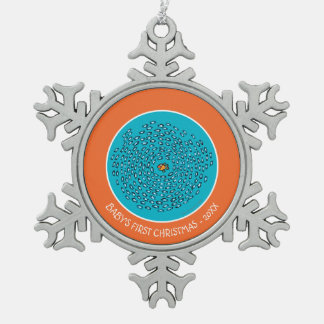 Blauw schoolpatroon met kleine Oranje vis Tin Sneeuwvlok Ornament