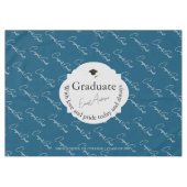 Blauw Script Afstuderen Elegant Modern Afstuderen Tafelkleed (Voorkant (Horizontaal))