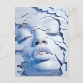 Blauw serene meisje in gebarsten lagen briefkaart