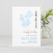 Blauw sierlijk bloemen Save the Date Kaart (Staand voorkant)