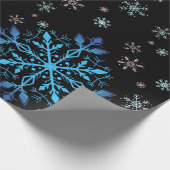 Blauw sneeuwvlokwinterpakpapier cadeaupapier (Hoek)
