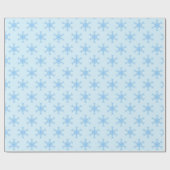 Blauw Snowflake Patroon op Bleek blauw Cadeaupapier (Vlak)
