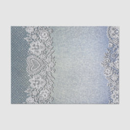 Blauw spijkergoed en witte hart kant bruiloftsshow tissuepapier