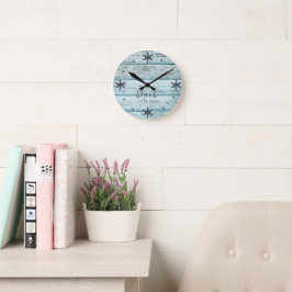 Blauw strandhout met sterappel in distressed afwer ronde klok