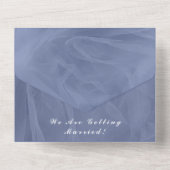 Blauw textiel, getextureerd afdrukken, elke kleur all in one uitnodiging (Achterkant)